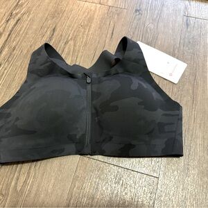 Brand new Lululemon Enlite bra in incognito camo 36D
